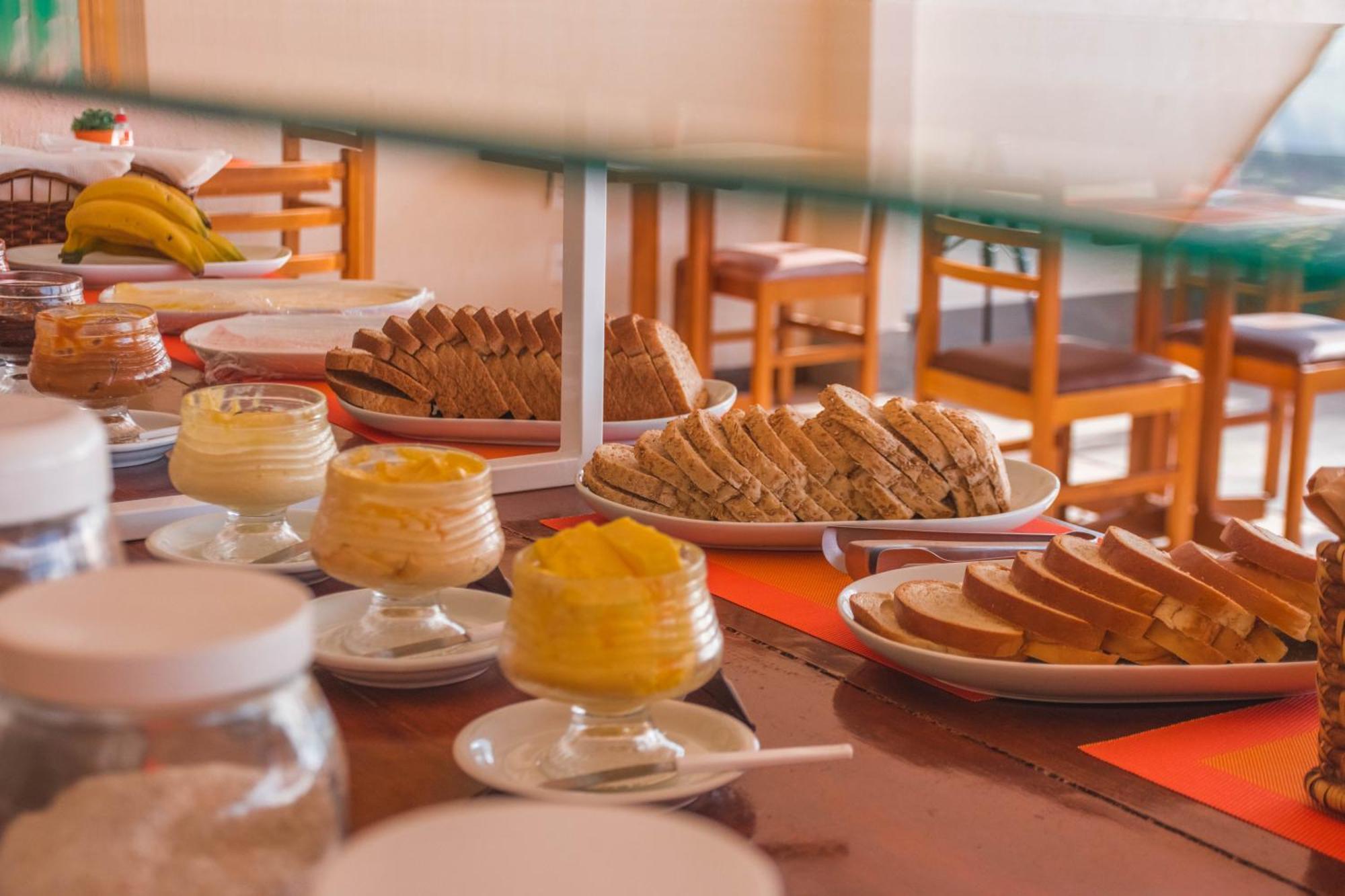 Ferrujao Pousada E Restaurante Garopaba Esterno foto
